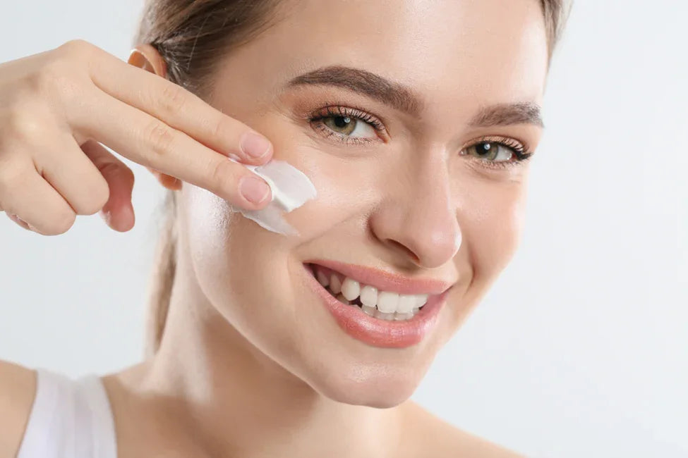 How Peptides Like Argireline Help Smooth Fine Lines Without Needles